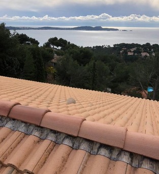 Artisan couvreur à Villeneuve-les-Beziers (34420)- Lusito Couverture dans l'Hérault (34)