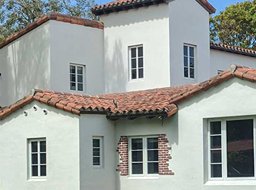 Ravalement de façade et peinture à Villeneuve-les-Beziers (34420) dans l'Hérault (34)